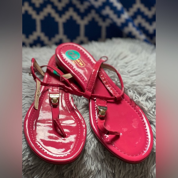Pink coach sandals - Picture 2 of 4